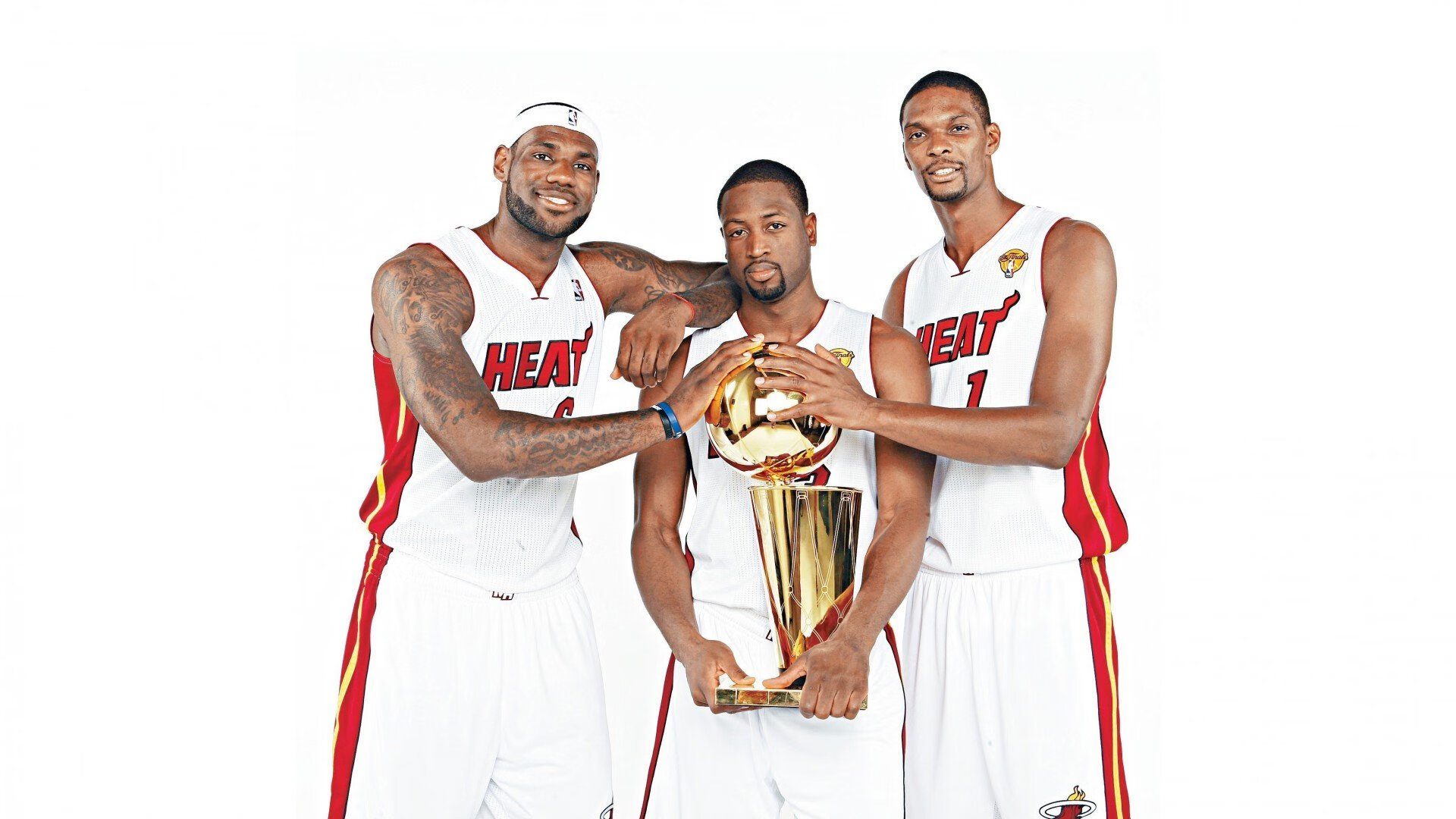 拜仁慕尼黑主场大胜，锁定晋级希望，拜仁慕尼黑比赛视频