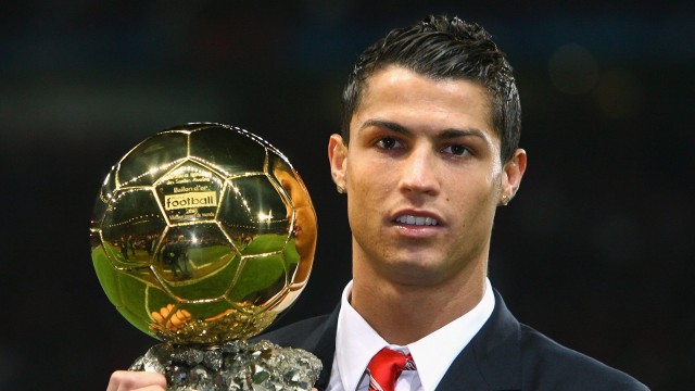 球员个性表达是否应得到更多空间，球员特点